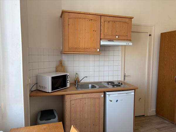 A louer - Studio meublé - Angers secteur Eblé