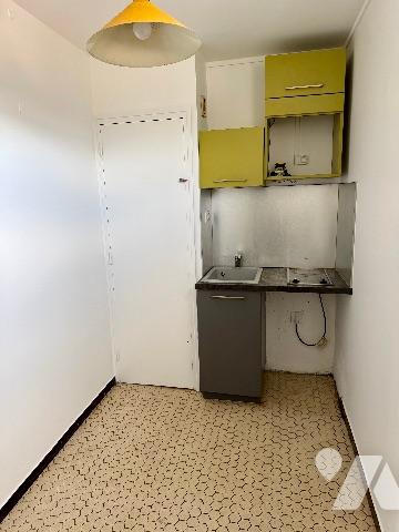 À VENDRE – STUDIO 28 m² AVEC PARKING – VILLERS-LÈS-NANCY - 60000€