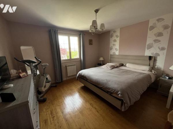 MAISON ANCIENNE RENOVEE GENLIS  PROXIMITE DIJON