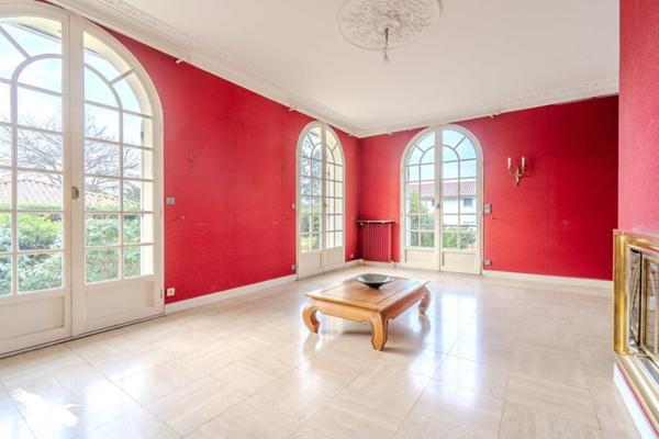 Maison à vendre 442 260 € Pessac 9 p 226 m² DPE C