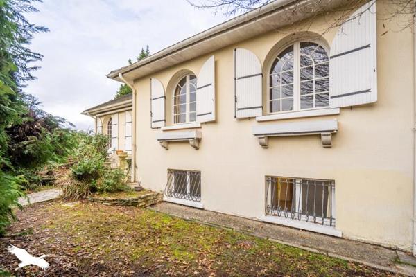 Maison à vendre 442 260 € Pessac 9 p 226 m² DPE C