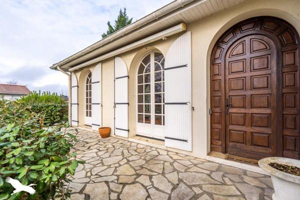 Maison à vendre 442 260 € Pessac 9 p 226 m² DPE C
