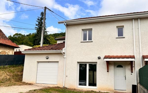 Maison à louer    4 pièces •  Cessieu