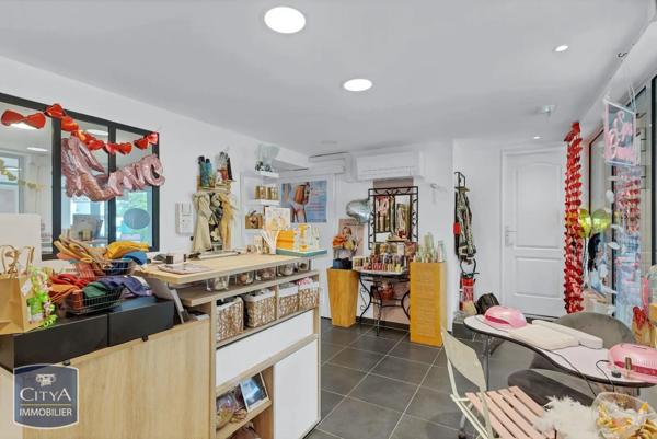 Local commercial à vendre 74m²