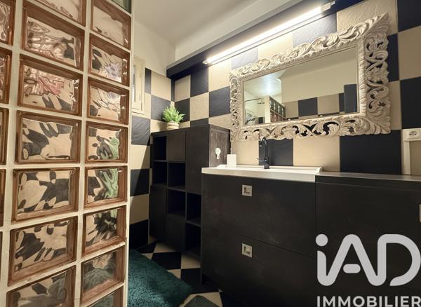 Maison à vendre 7 pièces 212 m² Marseille 13