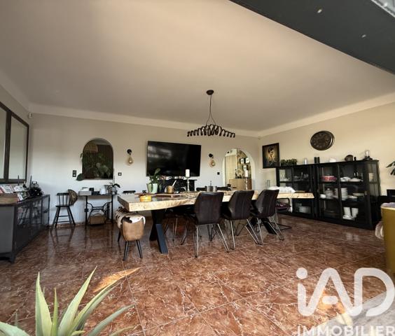 Maison à vendre 7 pièces 212 m² Marseille 13