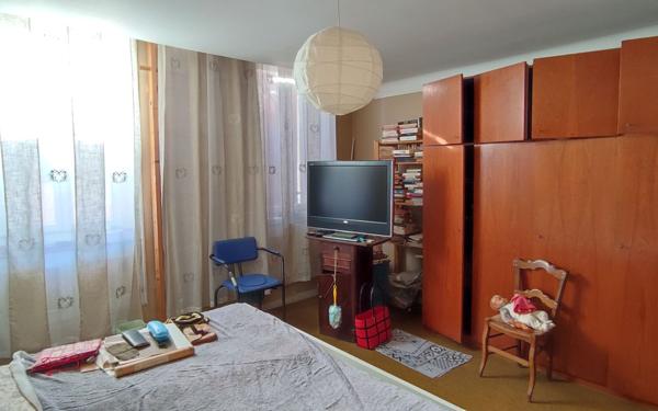 Maison à vendre    3 pièces • 128 m2 Vic-en-Bigorre