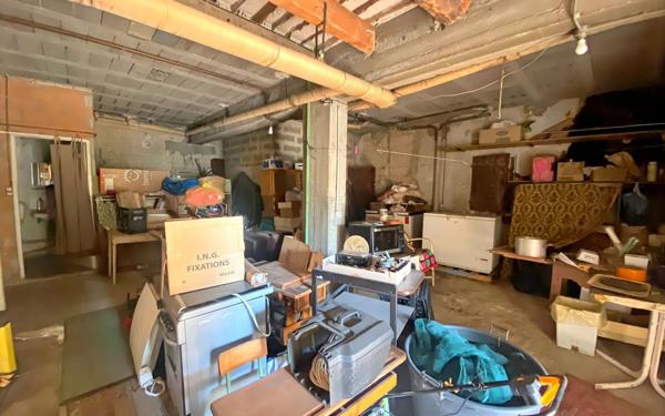 Maison à vendre    7 pièces •  Morières-lès-Avignon