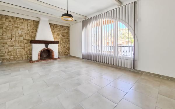 Maison à vendre    7 pièces • 170 m2 Saint-Raphaël