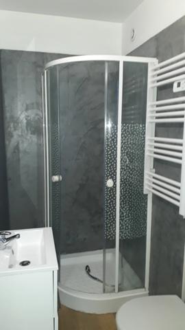 Belle prestation, immeuble de 200 m2, 8 logements, cœur de ville, bonne rentabilité