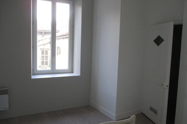 Belle prestation, immeuble de 200 m2, 8 logements, cœur de ville, bonne rentabilité