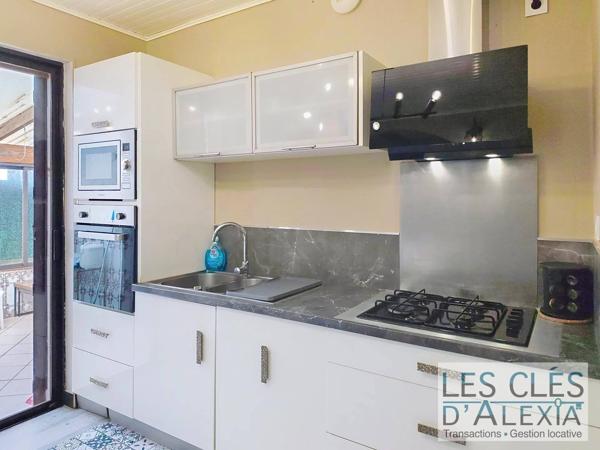 maison plain pied -trois chambres -garage