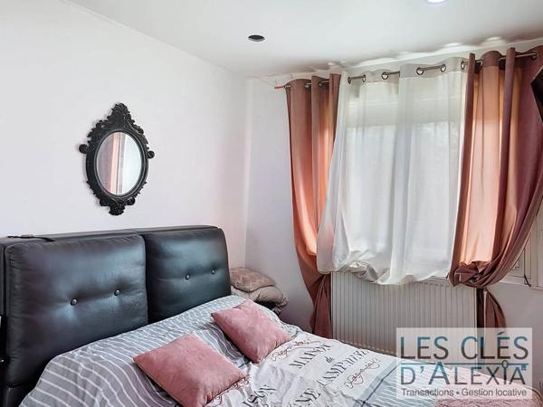 maison plain pied -trois chambres -garage