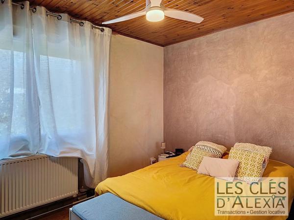 maison plain pied -trois chambres -garage