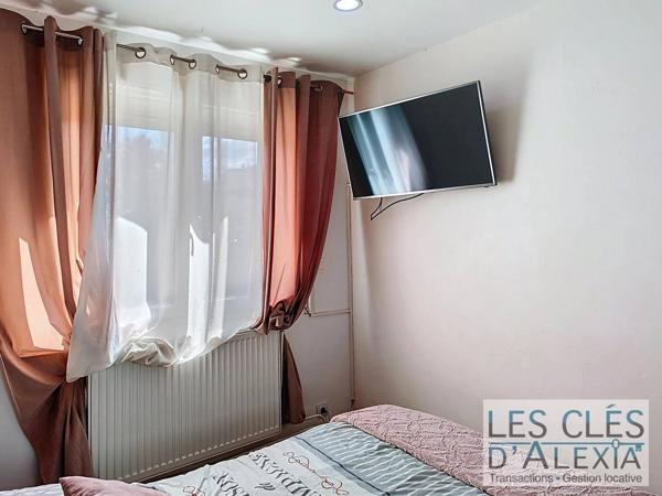 maison plain pied -trois chambres -garage