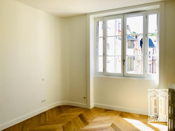 A LOUER - T4 CRILLON - 90m2 - LYON 6