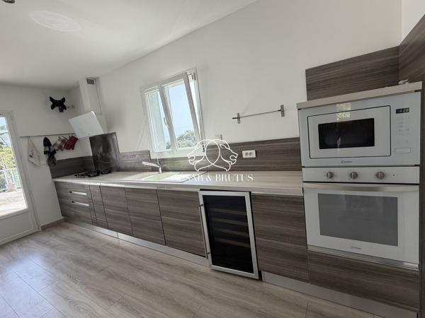 MAISON T6 + 2 APPARTEMENTS