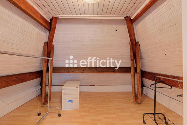 Maison 8 pièces - 222 m²