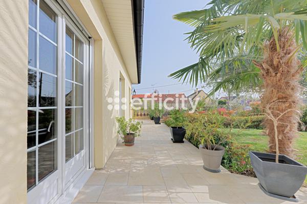 Maison 8 pièces - 222 m²