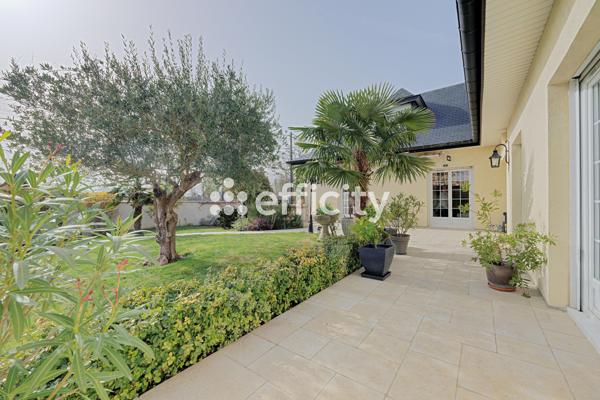 Maison 8 pièces - 222 m²