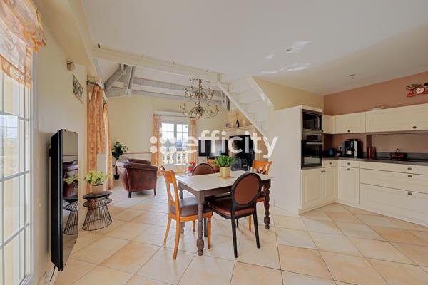 Maison 8 pièces - 222 m²