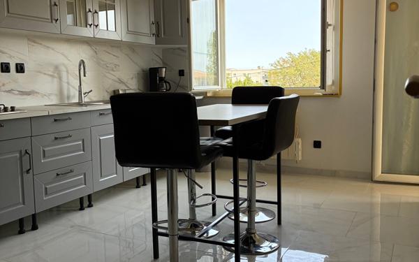 Maison à vendre    5 pièces •  Alès