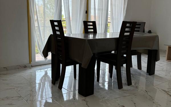 Maison à vendre    5 pièces •  Alès