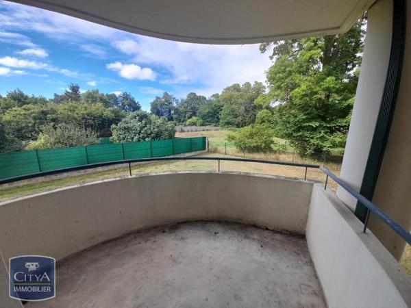 Appartement à louer 3 pièces 55.17m² Tarbes (65000)