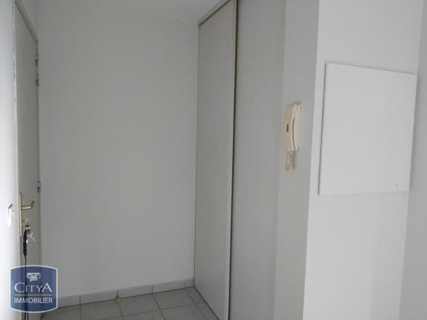 Appartement à louer 3 pièces 55.17m² Tarbes (65000)