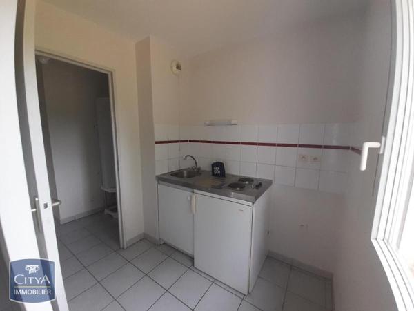 Appartement à louer 3 pièces 55.17m² Tarbes (65000)