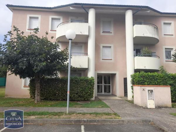 Appartement à louer 3 pièces 55.17m² Tarbes (65000)