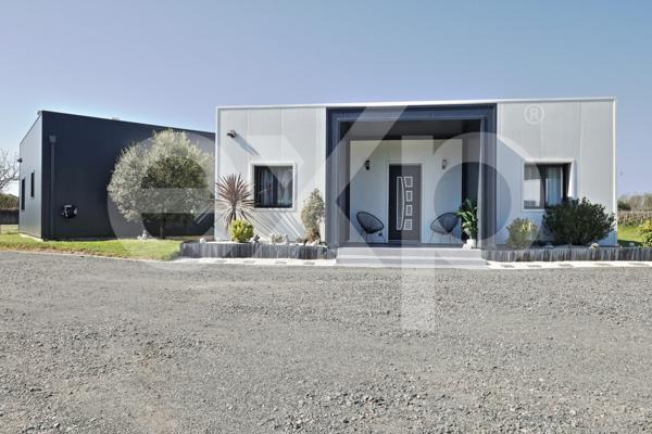 Maison d’architecte 150 m² Saint-Sauveur - 4 chambres - Double garage - 1 800 m² de terrain