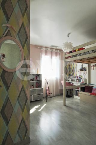 Maison d’architecte 150 m² Saint-Sauveur - 4 chambres - Double garage - 1 800 m² de terrain