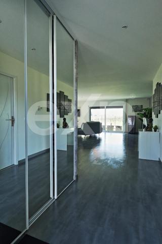 Maison d’architecte 150 m² Saint-Sauveur - 4 chambres - Double garage - 1 800 m² de terrain