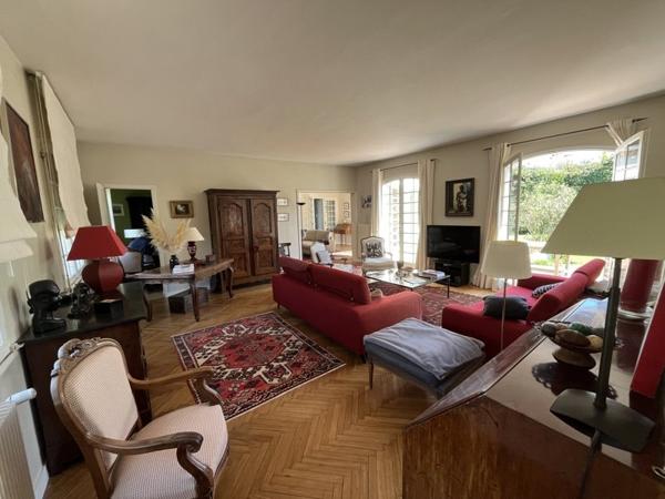 Maison à vendre |  Mérignac |  8 pièces | 225 m²