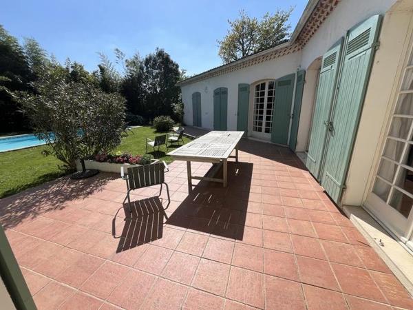 Maison à vendre |  Mérignac |  8 pièces | 225 m²