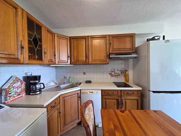 Maison mitoyenne 3 pièces - garage- piscine