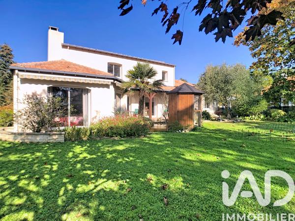 Maison à vendre 6 pièces 202 m² Basse-Goulaine