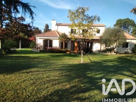 Maison à vendre 6 pièces 202 m² Basse-Goulaine
