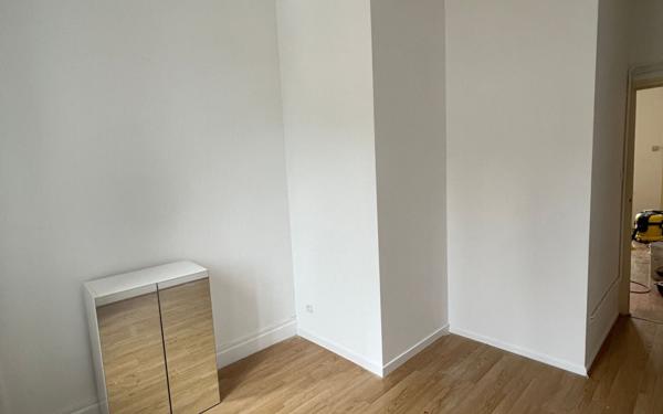 Immeuble à vendre    16 pièces • 271 m2 Nancy