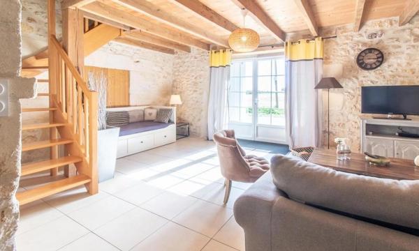 Demeure d'Exception – Propriété Seigneuriale du XVIIᵉ siècle