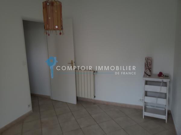 Appartement
                                                                                                                                                                                                                                                                                                                        5 pièce(s)                                                                                                                                                                                                          4 chambre(s)                                                                                                                                                                                                          82.25  m²