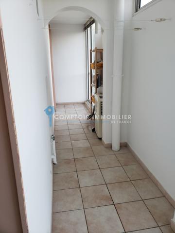 Appartement
                                                                                                                                                                                                                                                                                                                        5 pièce(s)                                                                                                                                                                                                          4 chambre(s)                                                                                                                                                                                                          82.25  m²
