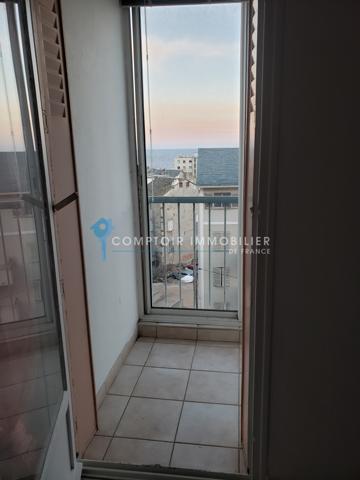 Appartement
                                                                                                                                                                                                                                                                                                                        5 pièce(s)                                                                                                                                                                                                          4 chambre(s)                                                                                                                                                                                                          82.25  m²