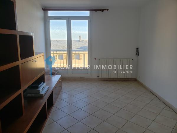 Appartement
                                                                                                                                                                                                                                                                                                                        5 pièce(s)                                                                                                                                                                                                          4 chambre(s)                                                                                                                                                                                                          82.25  m²