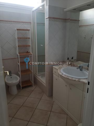 Appartement
                                                                                                                                                                                                                                                                                                                        5 pièce(s)                                                                                                                                                                                                          4 chambre(s)                                                                                                                                                                                                          82.25  m²