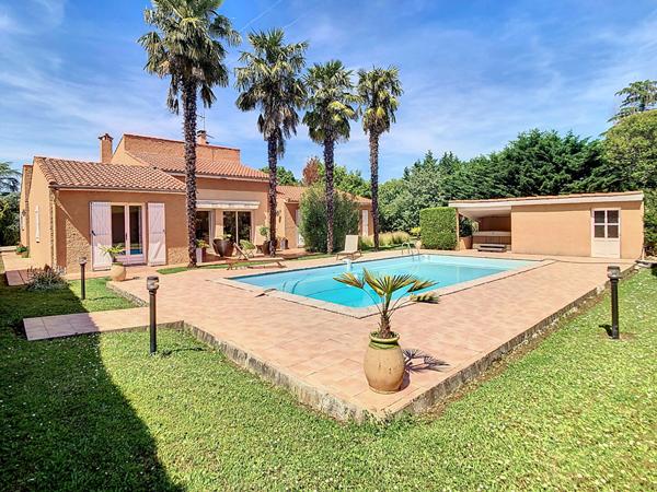 Maison MURET 10 min - 8 pièces 175 m2