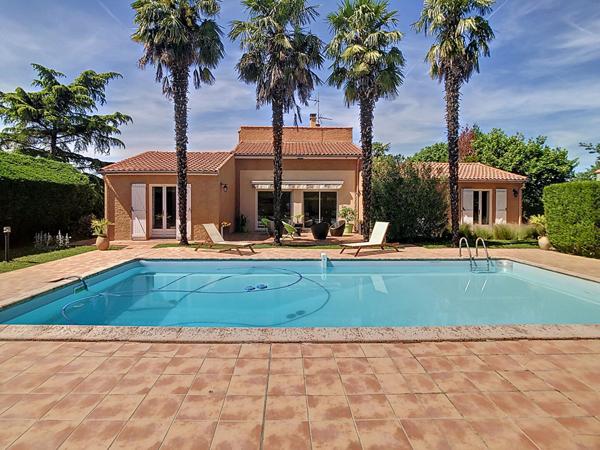 Maison MURET 10 min - 8 pièces 175 m2