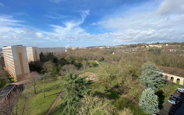 Appartement à vendre    3 pièces • 50,37 m2 Maisons-Alfort