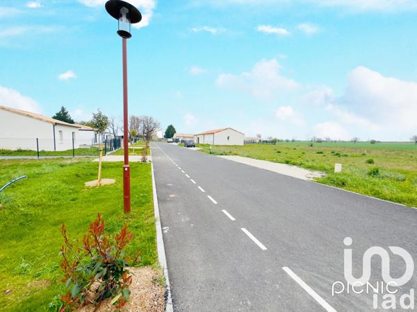 Terrain à vendre 769 m² Roullet-Saint-Estèphe